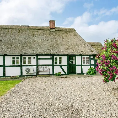 4 Person Holiday In